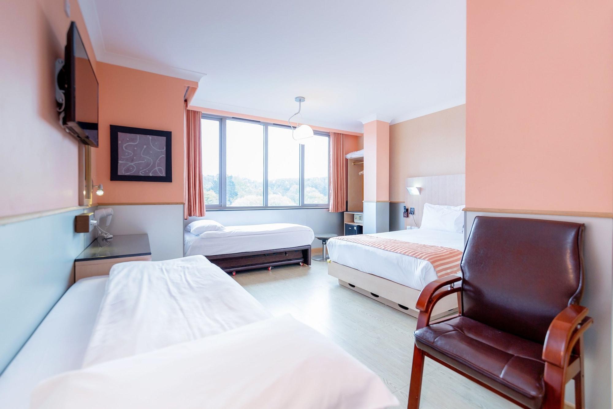 Eurotraveller Hotel - Premier - Harrow Dış mekan fotoğraf