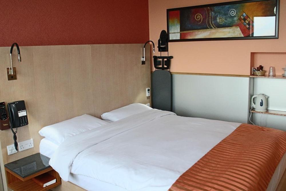 Eurotraveller Hotel - Premier - Harrow Dış mekan fotoğraf